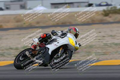 media/Jan-14-2023-SoCal Trackdays (Sat) [[497694156f]]/Turn 4 Set 2 (1030am)/